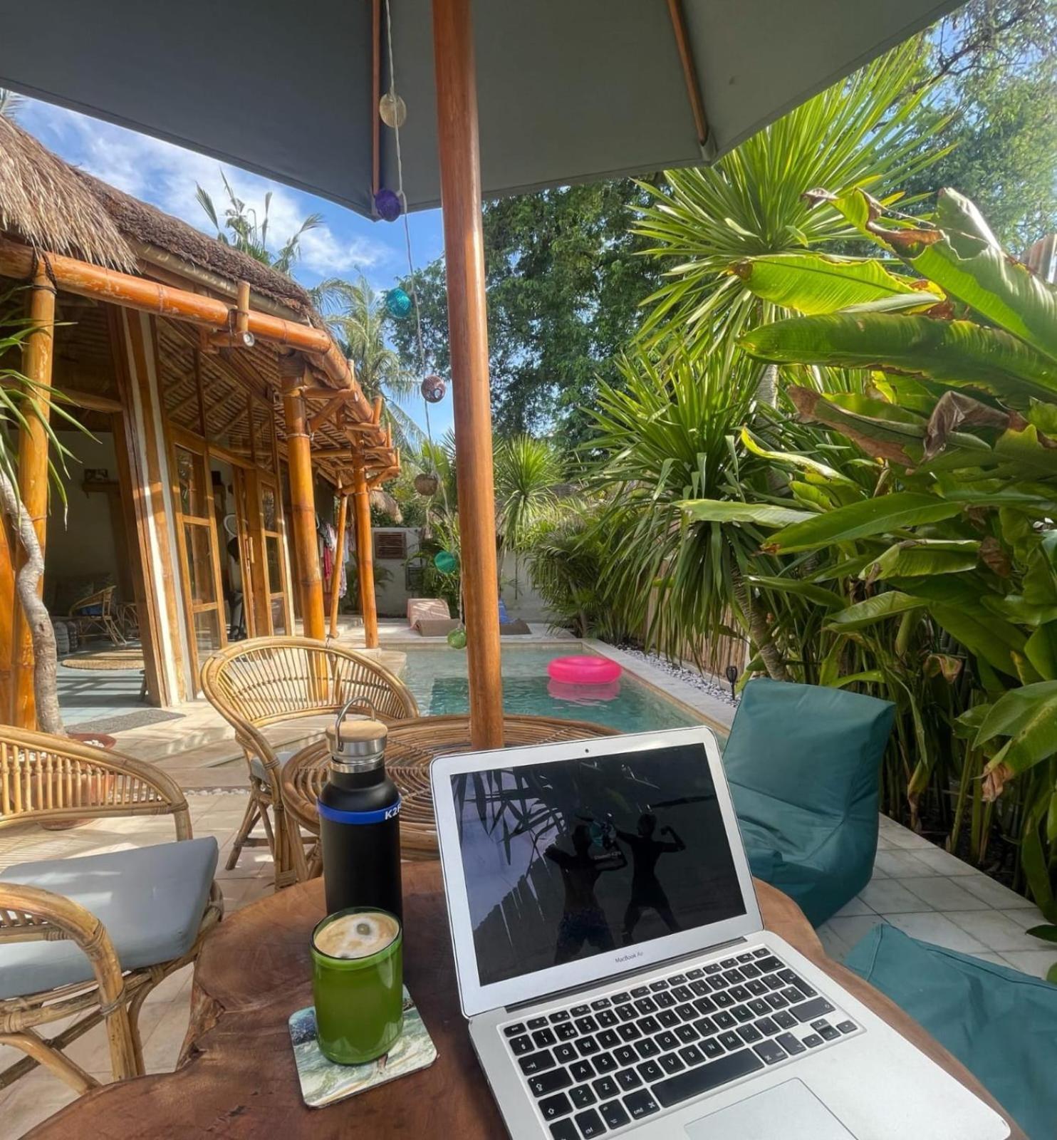 Tipsea Turtle Gili Air Otel Dış mekan fotoğraf